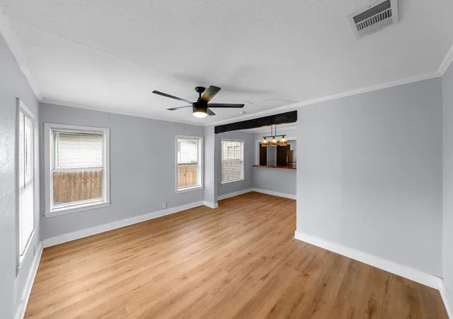 Photo 4 of Single family home for sale at 1627 Thorain Blvd, San Antonio, TX 78201 | MLS# 5640766 | Listing updated on 2026-10-08