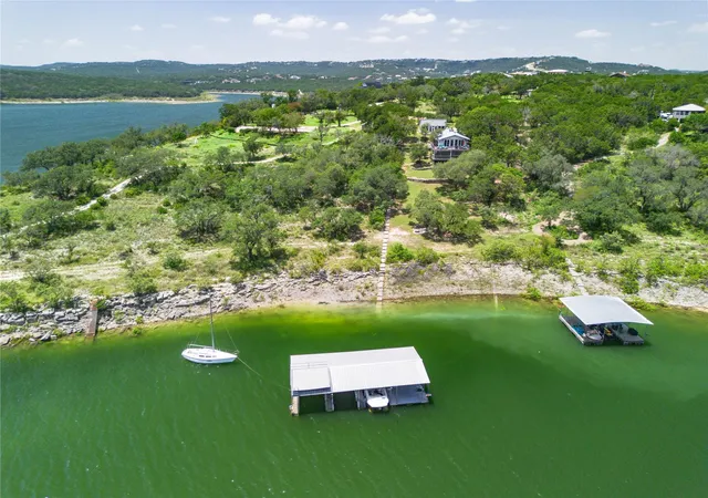 Photo 4 of Single family home for sale at 8101 Sharon Rd, Volente, TX 78641 | MLS# 1357989 | Listing updated on 2026-10-07