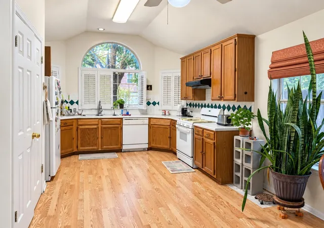 Photo 3 of Single family home for sale at 1825 Chino Valley Trl, Round Rock, TX 78665 | MLS# 3615867 | Listing updated on 2026-10-04