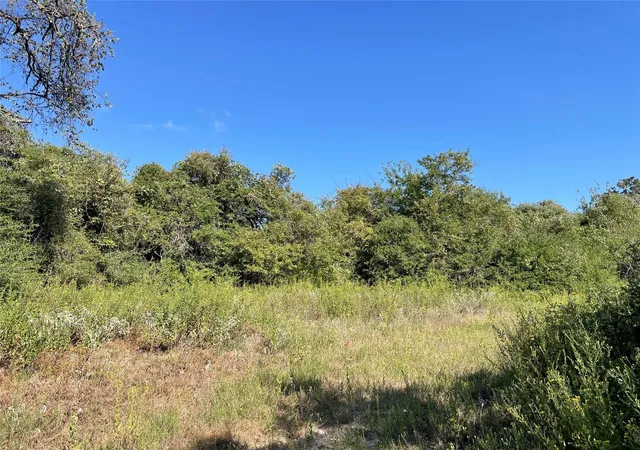 Photo 3 of Sale Pending at 1813 Lone Star Ln, Franklin, TX 77856 | MLS# 4268254 | Listing updated on 2026-10-06