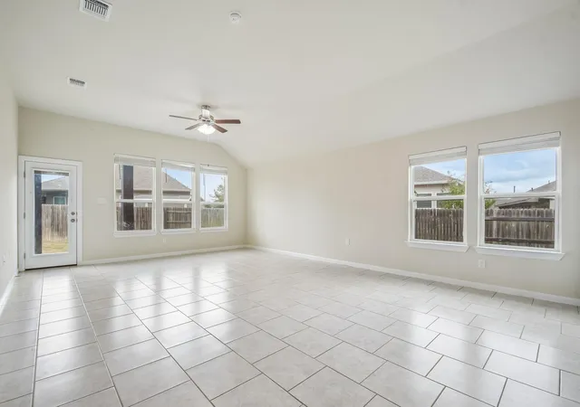 Photo 3 of Single family home for sale at 280 Rimrock Ct, Bastrop, TX 78602 | MLS# 5942980 | Listing updated on 2026-10-08