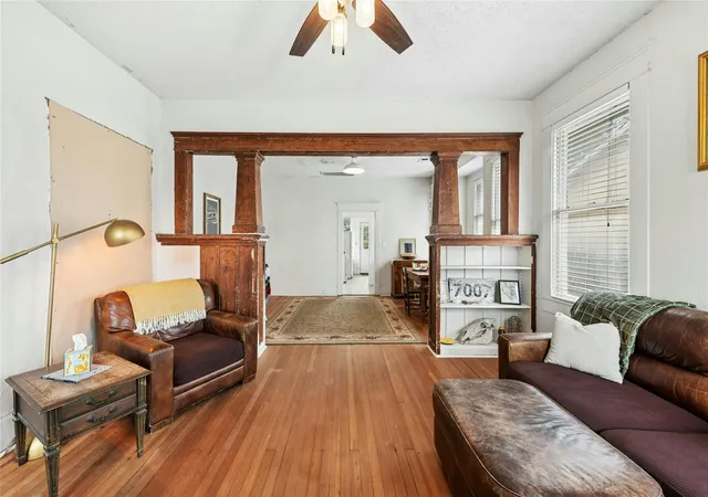 Photo 4 of Single family home for sale at 7007 Bennett Ave, Austin, TX 78752 | MLS# 6427537 | Listing updated on 2026-10-27