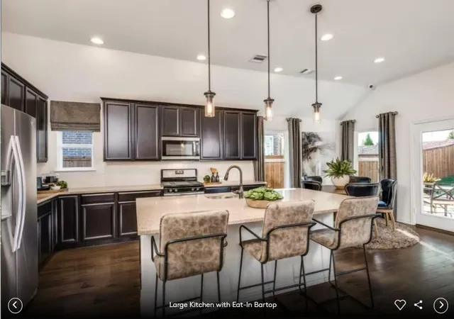 Photo 3 of Single family home for sale at 323 Archway Ln, Liberty Hill, TX 78642 | MLS# 2087170 | Listing updated on 2026-10-03