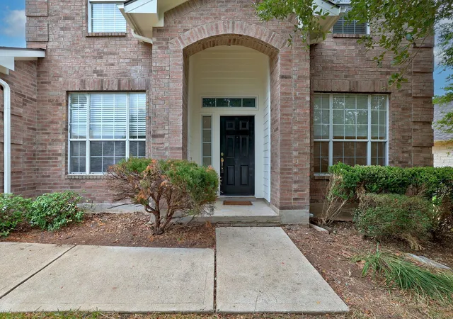 Photo 2 of Single family home for sale at 102 Chandler Pointe Loop, Round Rock, TX 78665 | MLS# 7761416 | Listing updated on 2026-10-03