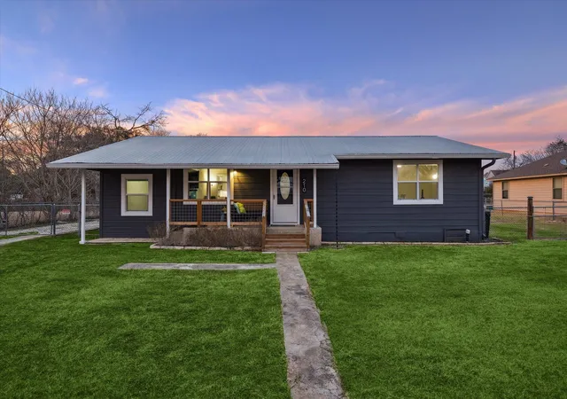 Photo 3 of Single family home for sale at 210 Fallwell St, Liberty Hill, TX 78642 | MLS# 5222854 | Listing updated on 2026-10-06