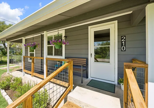 Photo 1 of Single family home for sale at 210 Fallwell St, Liberty Hill, TX 78642 | MLS# 5222854 | Listing updated on 2026-10-06