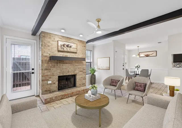 Photo 3 of Condo for sale at 2907 Pearl St #102, Austin, TX 78705 | MLS# 1746029 | Listing updated on 2026-10-08