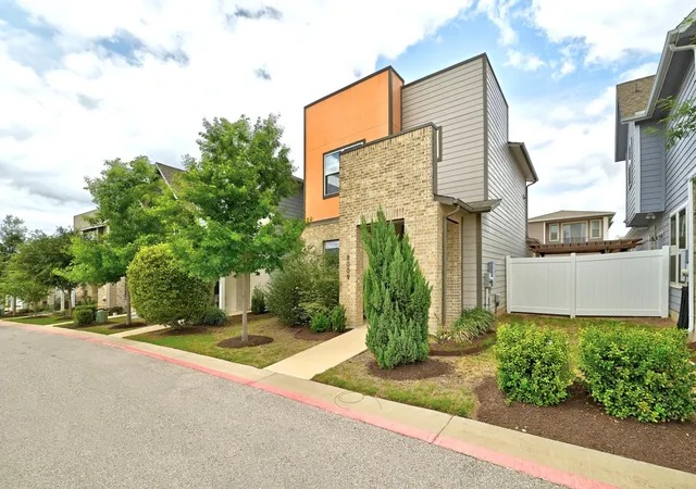 Photo 3 of Condo for sale at 8009 Mellencamp Dr #212, Austin, TX 78744 | MLS# 9027525 | Listing updated on 2026-10-04