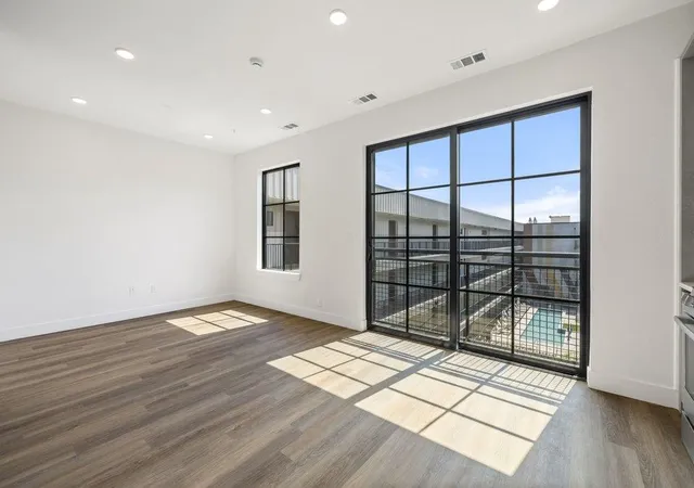 Photo 3 of Condo for sale at 4315 S Congress Ave #224, Austin, TX 78745 | MLS# 5723087 | Listing updated on 2026-10-07