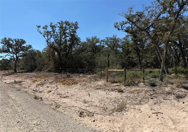 Land for sale at 320 Daisy Hvn Ln, Seguin, TX 78155 | MLS# 3581725