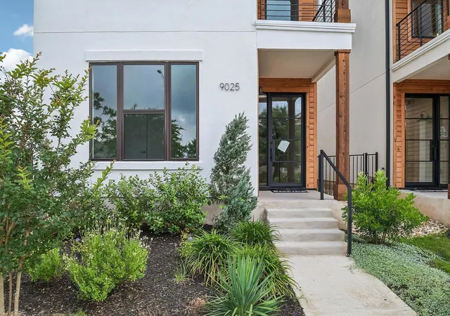 Photo 4 of Single family home for sale at 9025 Cattle Baron Path, Austin, TX 78747 | MLS# 4154116 | Listing updated on 2026-10-03