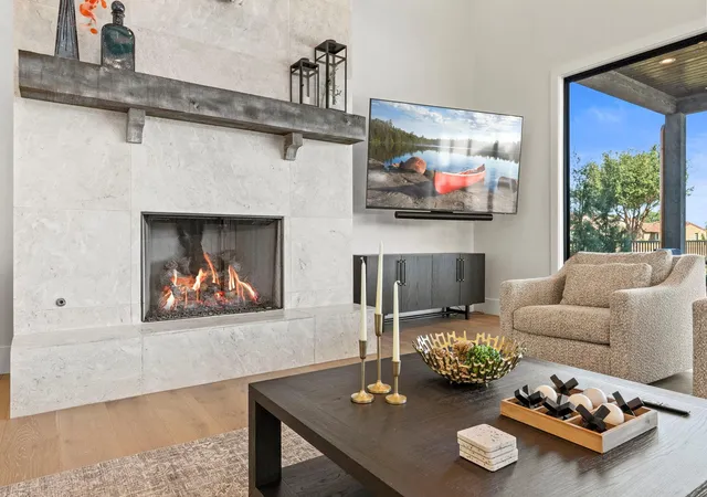 Photo 3 of Single family home for sale at 100 Encantada, Horseshoe Bay, TX 78657 | MLS# 1876969 | Listing updated on 2026-10-04