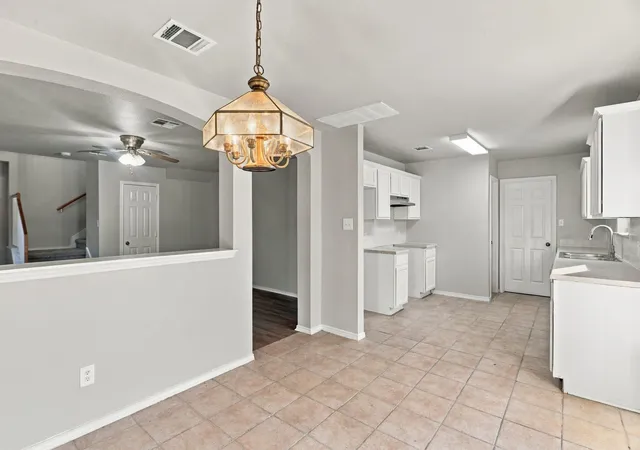 Photo 4 of Single family home for sale at 1830 Wallin Loop, Round Rock, TX 78664 | MLS# 6110436 | Listing updated on 2026-10-08