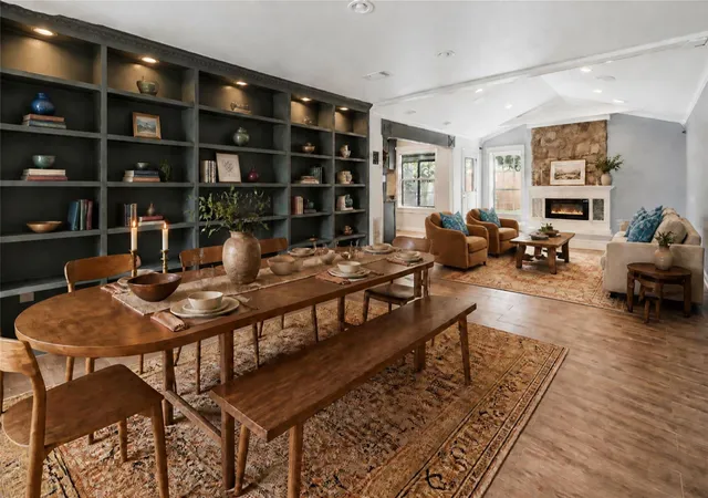 Photo 3 of Single family home for sale at 1515 Mearns Meadow Blvd, Austin, TX 78758 | MLS# 8300733 | Listing updated on 2026-10-06