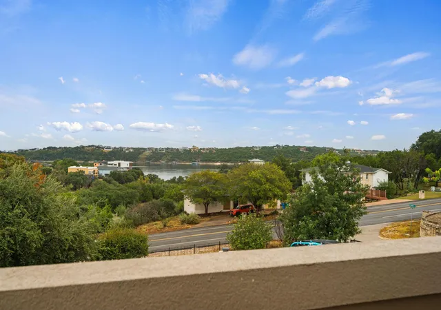 Photo 3 of Single family home for sale at 2603 Franklin Cv, Lago Vista, TX 78645 | MLS# 4199267 | Listing updated on 2026-10-07