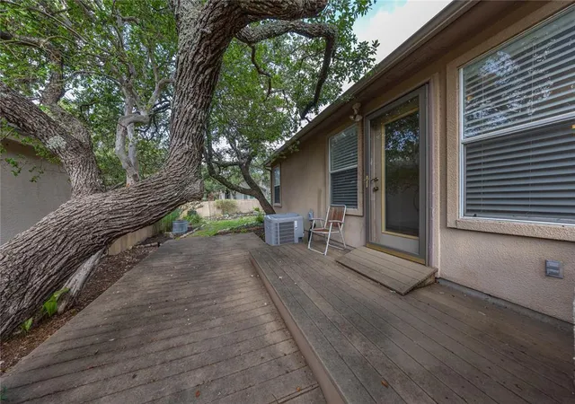 Photo 4 of Single family home for sale at 16 E Villa Meadow St, Wimberley, TX 78676 | MLS# 9291720 | Listing updated on 2026-10-06