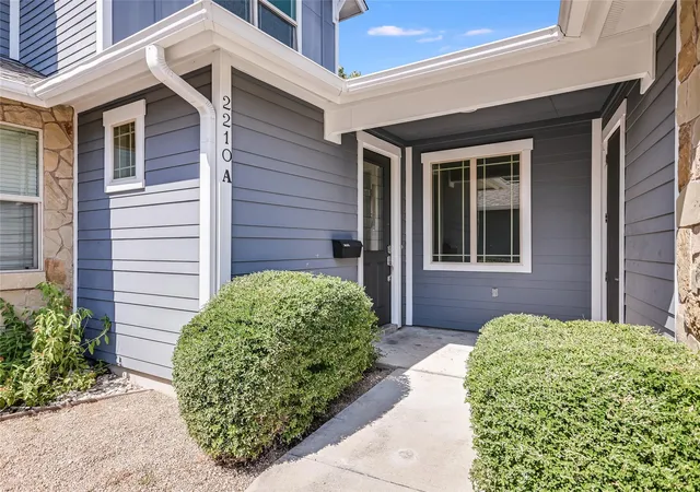 Photo 2 of Condo for sale at 2210 Schriber St #A, Austin, TX 78704 | MLS# 5322038 | Listing updated on 2026-10-08