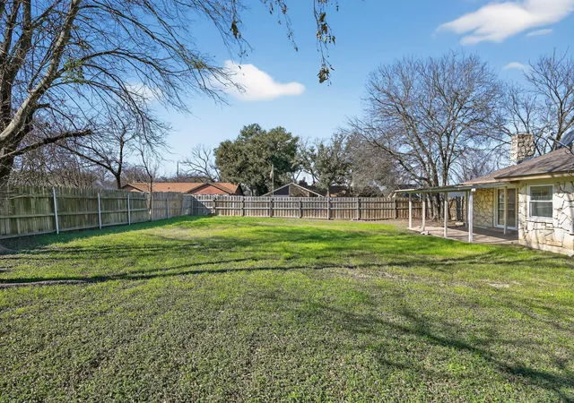 Photo 3 of Single family home for sale at 220 W Mockingbird Ln, Harker Heights, TX 76548 | MLS# 1718375 | Listing updated on 2026-10-09