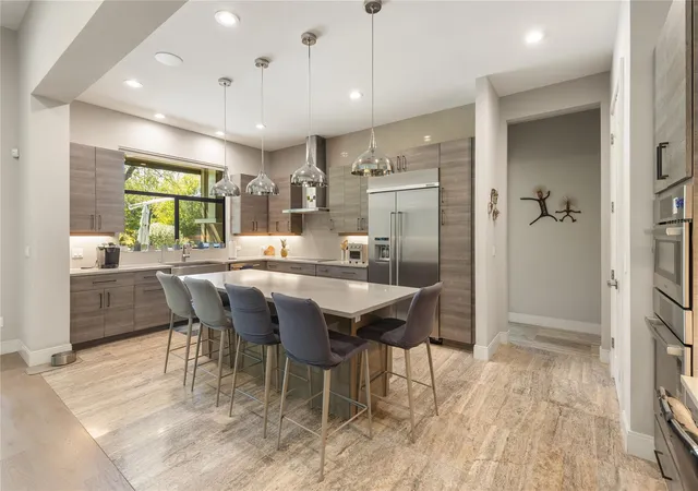 Photo 3 of Single family home for sale at 5615 Mccarty Ln, Austin, TX 78749 | MLS# 8562714 | Listing updated on 2026-10-08