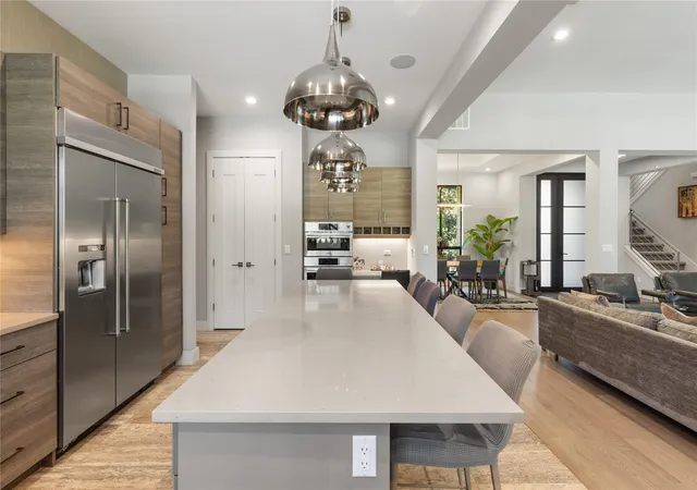 Photo 4 of Single family home for sale at 5615 Mccarty Ln, Austin, TX 78749 | MLS# 8562714 | Listing updated on 2026-10-09