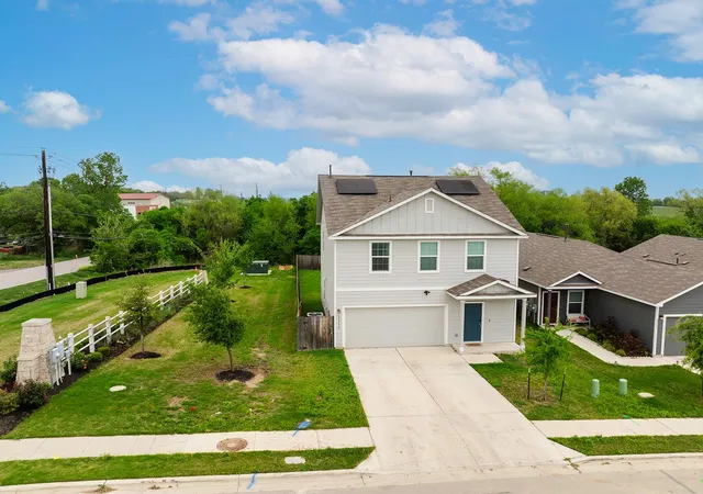 Photo 2 of Single family home for sale at 2204 Nightview Dr, Pflugerville, TX 78660 | MLS# 6458152 | Listing updated on 2026-10-07