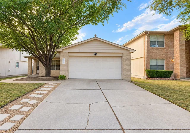 Photo 1 of Single family home for sale at 17414 Dashwood Crk Dr, Pflugerville, TX 78660 | MLS# 7033773 | Listing updated on 2026-10-07