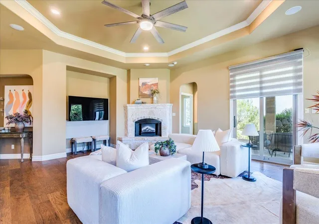 Photo 2 of Single family home for sale at 260 Long Crk Blvd, New Braunfels, TX 78130 | MLS# 5239493 | Listing updated on 2026-10-07