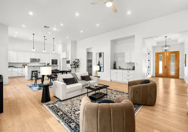 Photo 4 of Single family home for sale at 101 Gabriel Woods Dr, Georgetown, TX 78633 | MLS# 7255373 | Listing updated on 2026-10-09