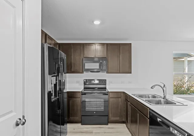 Photo 1 of Single family home for sale at 113 Texas Angel Way, Jarrell, TX 76537 | MLS# 3193672 | Listing updated on 2026-10-08