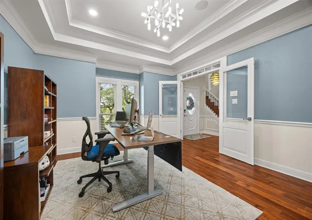 Photo 2 of Single family home for sale at 10405 Lockerbie Dr, Austin, TX 78750 | MLS# 5272555 | Listing updated on 2026-10-24