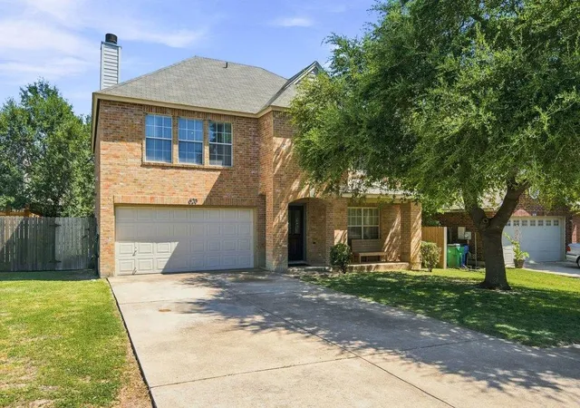 Photo 2 of Single family home for sale at 620 Catumet Dr, Pflugerville, TX 78660 | MLS# 7405881 | Listing updated on 2026-10-07