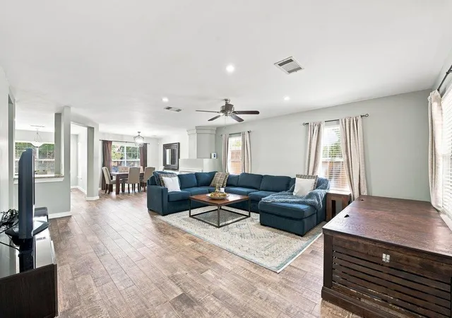 Photo 3 of Single family home for sale at 620 Catumet Dr, Pflugerville, TX 78660 | MLS# 7405881 | Listing updated on 2026-10-07
