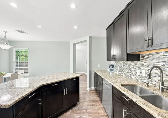 Photo 4 of Single family home for sale at 620 Catumet Dr, Pflugerville, TX 78660 | MLS# 7405881 | Listing updated on 2026-10-07
