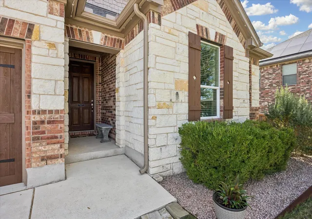 Photo 4 of Single family home for sale at 3113 Maurine Dr, Round Rock, TX 78665 | MLS# 2210179 | Listing updated on 2026-10-29