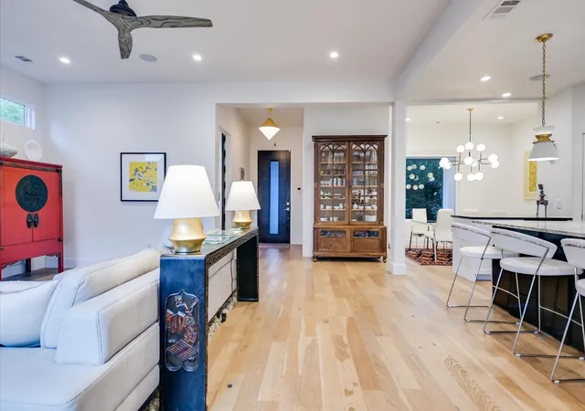 Photo 2 of Single family home for sale at 3108 Grandview St, Austin, TX 78705 | MLS# 9233328 | Listing updated on 2026-10-06