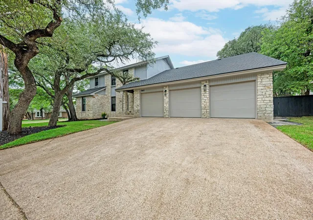 Single family home for sale at 9401 Topridge Dr, Austin, TX 78750 | MLS# 7656682