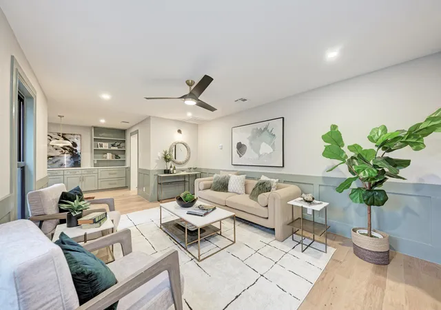 Photo 4 of Single family home for sale at 9401 Topridge Dr, Austin, TX 78750 | MLS# 7656682 | Listing updated on 2026-10-28