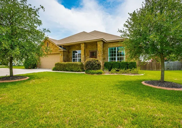 Photo 1 of Single family home for sale at 613 Kingston Lacy Blvd, Pflugerville, TX 78660 | MLS# 7322838 | Listing updated on 2026-10-06
