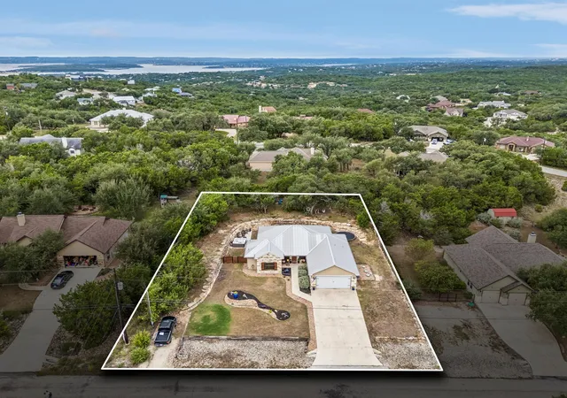 Photo 2 of Single family home for sale at 711 Monarch, Canyon Lake, TX 78133 | MLS# 7211001 | Listing updated on 2026-10-07