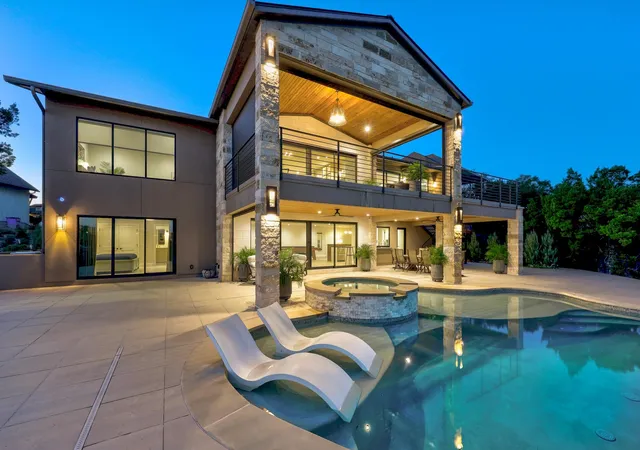 Photo 1 of Single family home for sale at 347 Venture Blvd S, Lago Vista, TX 78645 | MLS# 4876031 | Listing updated on 2026-10-09