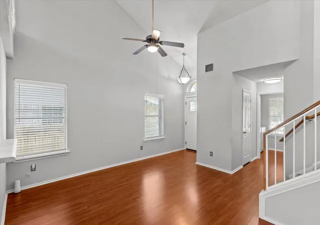 Photo 3 of Single family home for sale at 1013 Sweet Melissa Dr, Pflugerville, TX 78660 | MLS# 9032671 | Listing updated on 2026-10-10