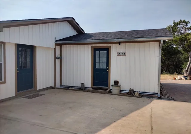 Photo 3 of Single family home for sale at 22303 Honeycomb Ln, Leander, TX 78641 | MLS# 2469056 | Listing updated on 2026-10-07