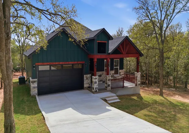 Photo 2 of Single family home for sale at 157 E Keanahalululu Ln, Bastrop, TX 78602 | MLS# 9696171 | Listing updated on 2026-10-08