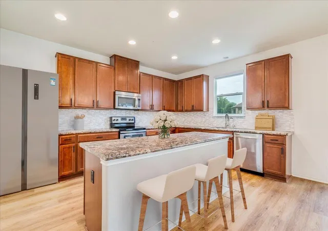 Photo 2 of Single family home for sale at 401 Waterleaf Blvd, Kyle, TX 78640 | MLS# 7524731 | Listing updated on 2026-10-09