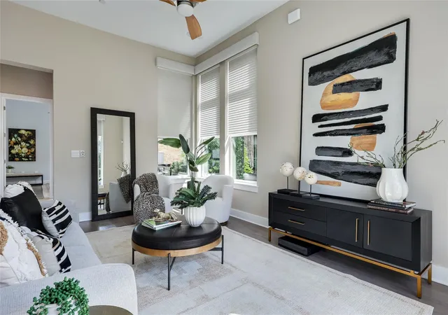 Listing Photo 5 - Condo for sale in building located at 4104 Prosper Ln, Austin, TX 78731
