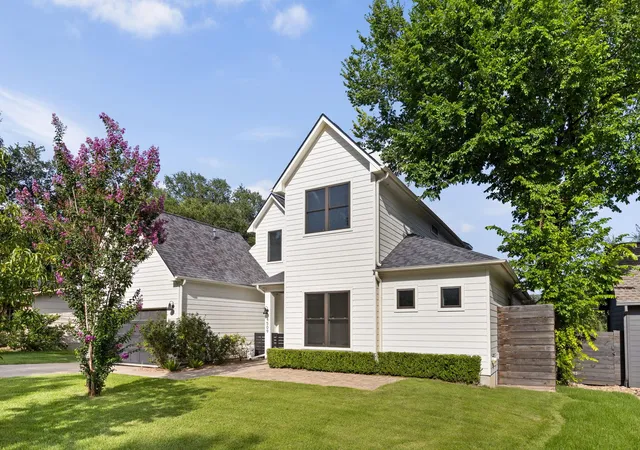 Photo 1 of Single family home for sale at 4509 Finley Dr, Austin, TX 78731 | MLS# 8682895 | Listing updated on 2026-10-08