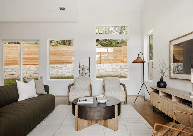 Photo 4 of Single family home for sale at 3002 Webberville Rd #1 & 2, Austin, TX 78702 | MLS# 6840014 | Listing updated on 2026-10-10