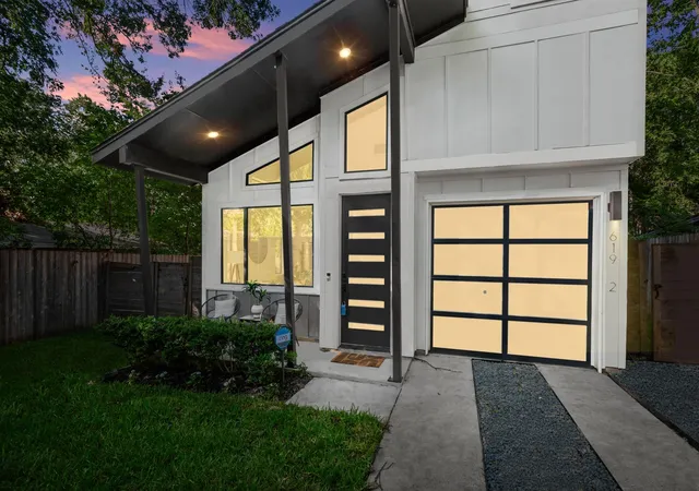 Photo 2 of Single family home for sale at 619 Hammack Dr #2, Austin, TX 78752 | MLS# 7850200 | Listing updated on 2026-10-06