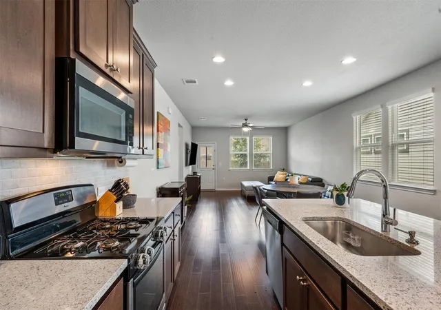 Photo 4 of Single family home for sale at 11917 Cimaizon Dr, Austin, TX 78725 | MLS# 1917131 | Listing updated on 2026-10-06