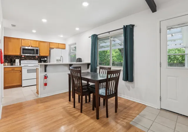 Photo 3 of Single family home for sale at 8911 Pointer Ln, Austin, TX 78758 | MLS# 2221982 | Listing updated on 2026-10-08